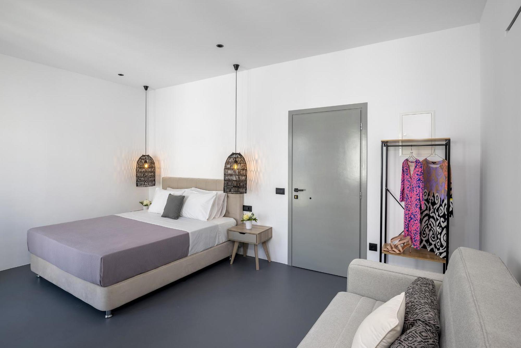 Apartamento Alexandros Suites, Mykonos Town, With Shared Rooftop Terrace *
